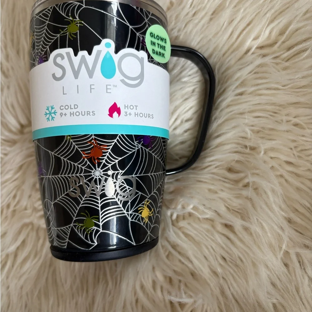 Swig Itsy Bitsy Travel Mug 18 oz Spiderweb Halloween Coffee Cup Tumbler NEW